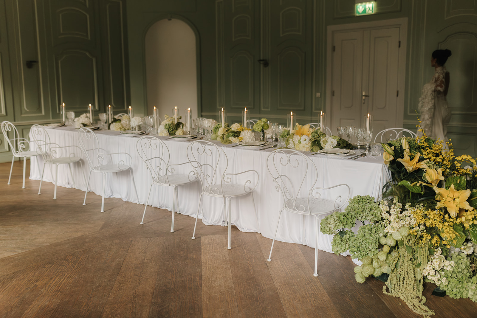 Stylish decoration in a wedding venue in Hamburg