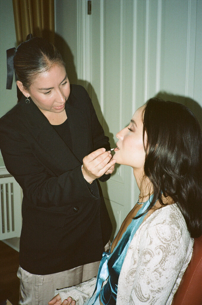 Bride in styling in wedding location Hamburg with wedding planner Dilan Kaya