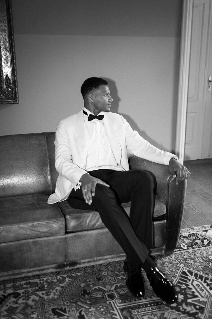 bräutigam im maßgeschneiderten anzug