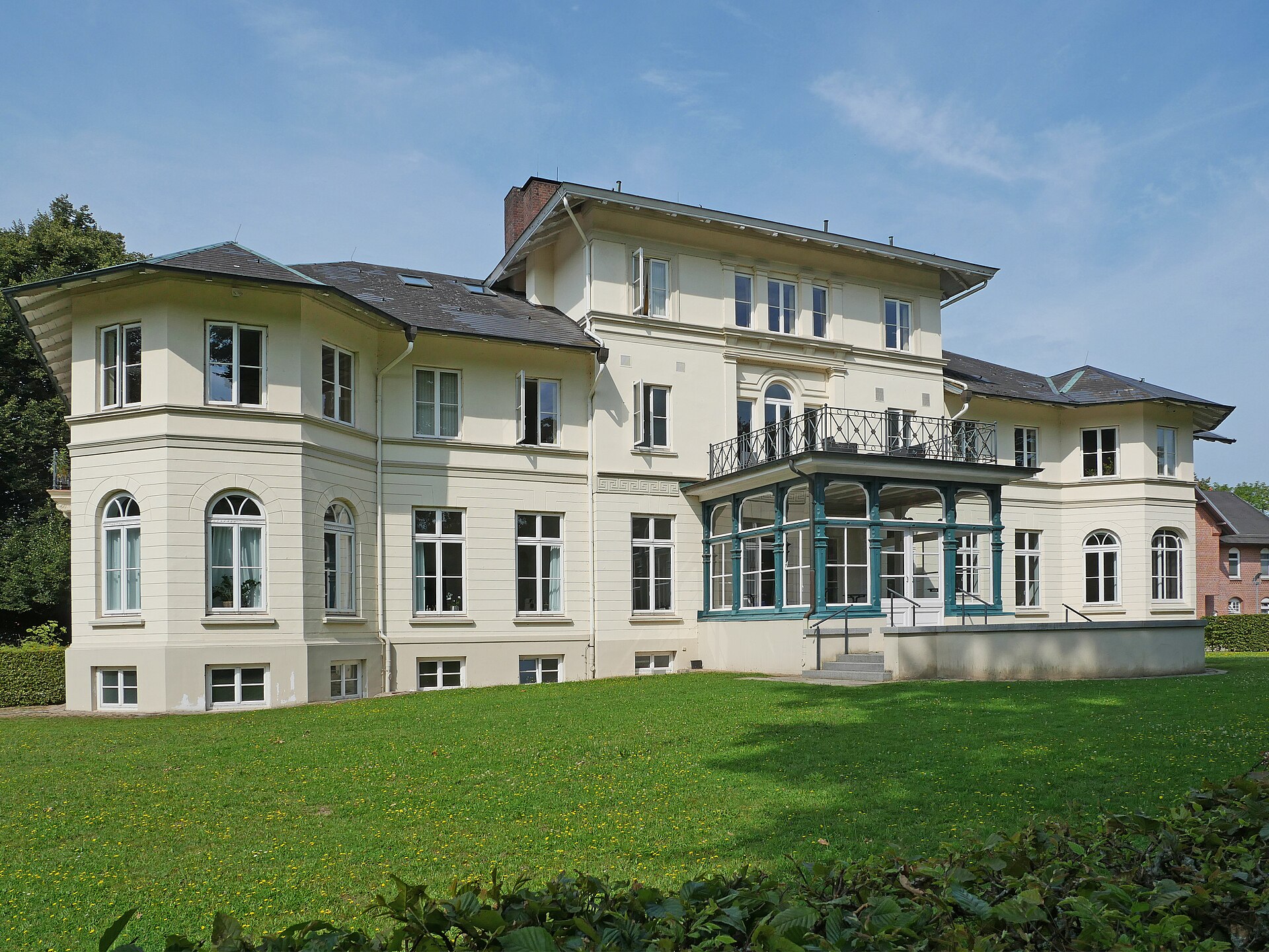berner-schloss-hochzeit-hamburg-freie-trauung-garten
